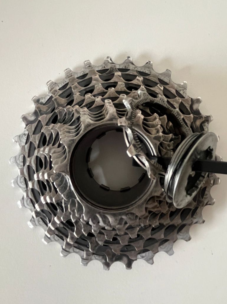 Used Sram Red 11v Cassette bike — image 3 of 4