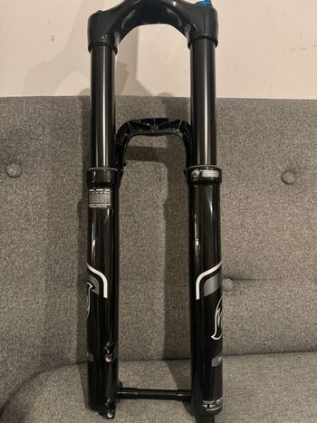 Used Fox 36 Fork 29" 160mm 2022 bike — image 6 of 13