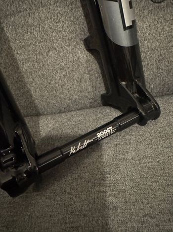 Used Fox 36 Fork 29" 160mm 2022 bike — image 4 of 13