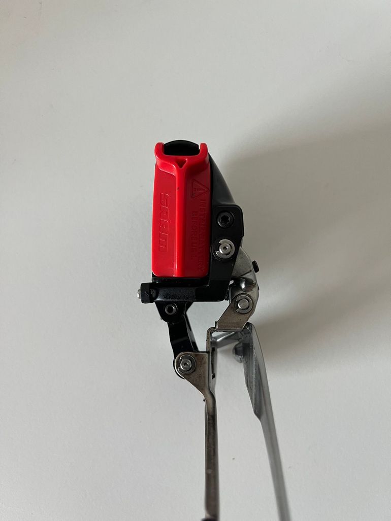 Used Sram Red Etap 11v bike — image 5 of 7
