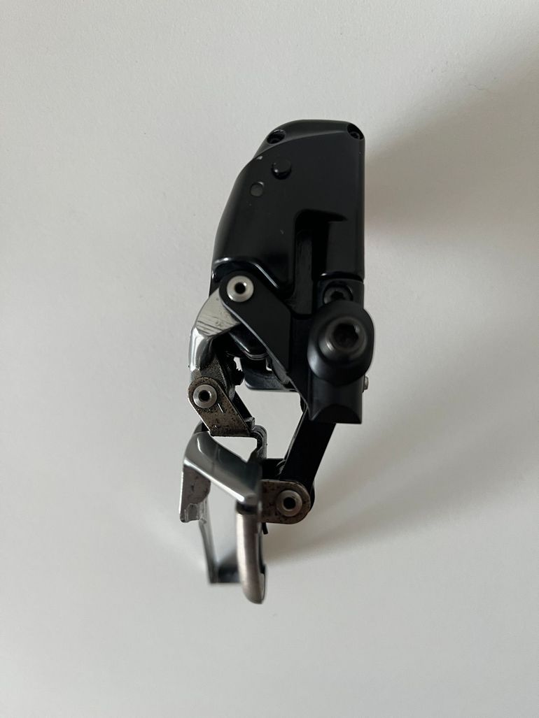 Used Sram Red Etap 11v bike — image 4 of 7