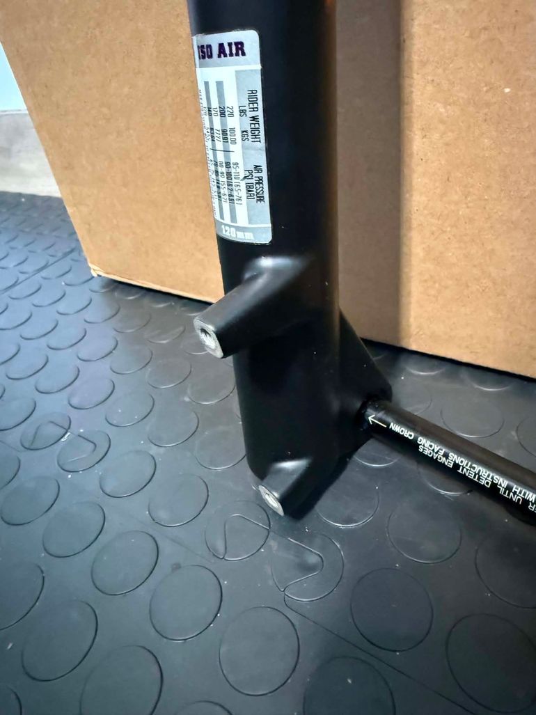 Used Manitou MARVEL PRO. 27.5". 120mm. bike — image 2 of 13