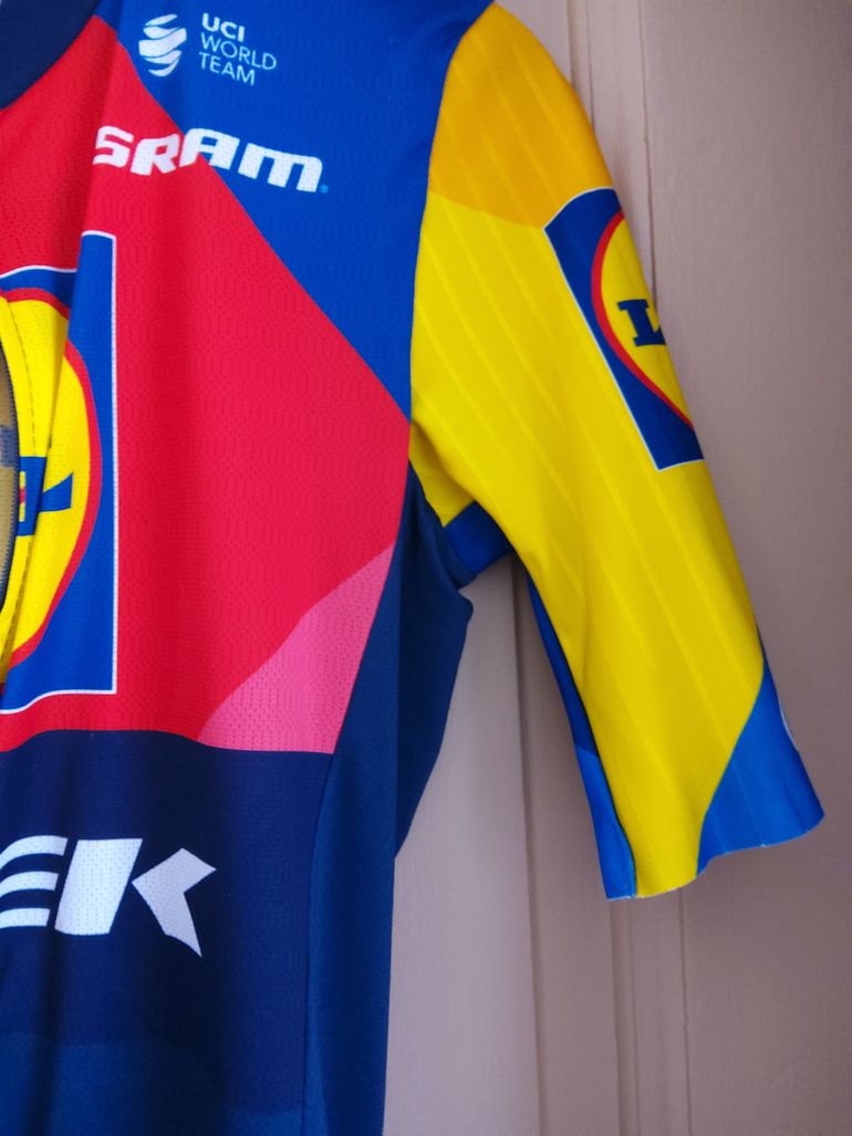 Used Santini Maillot Lidl Trek Race 2025 bike — image 6 of 6