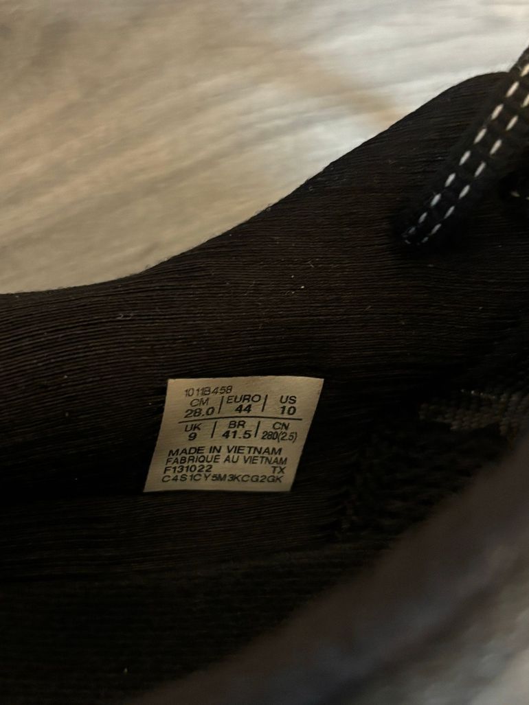 Used Asics Novablast 3 2023 bike — image 4 of 4