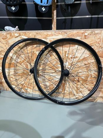 Used Enve SES 2.3 Moyeu DT240 2025 bike