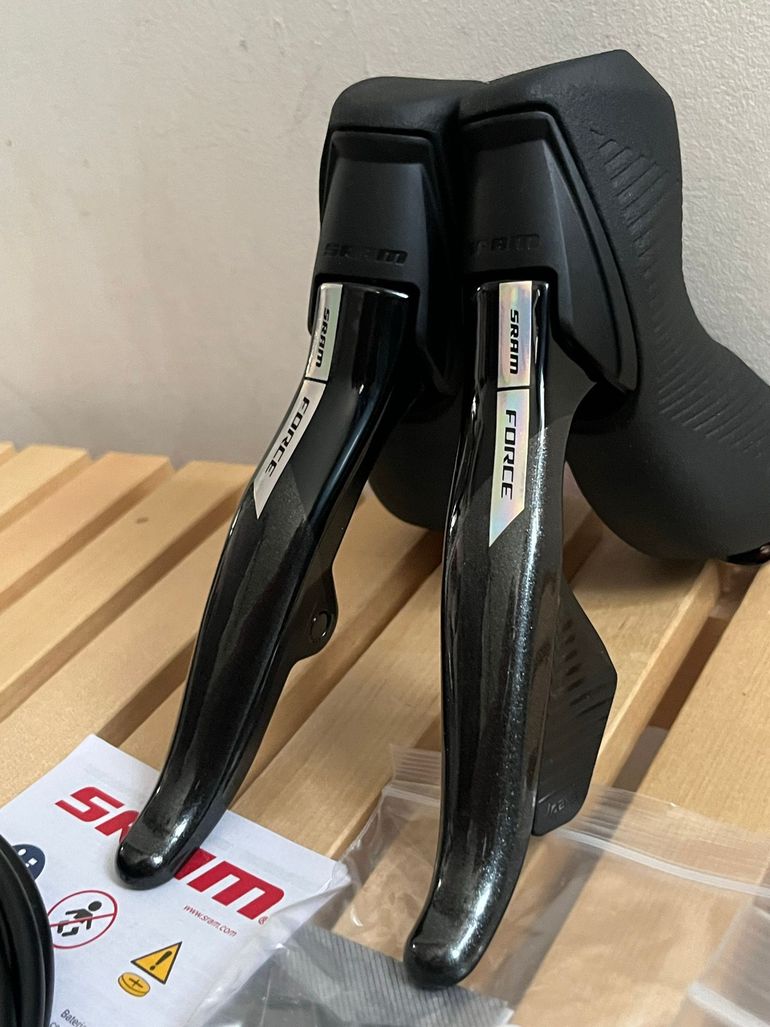 Used Sram Force AXS D2 XPLR 12-speed bike — image 6 of 15