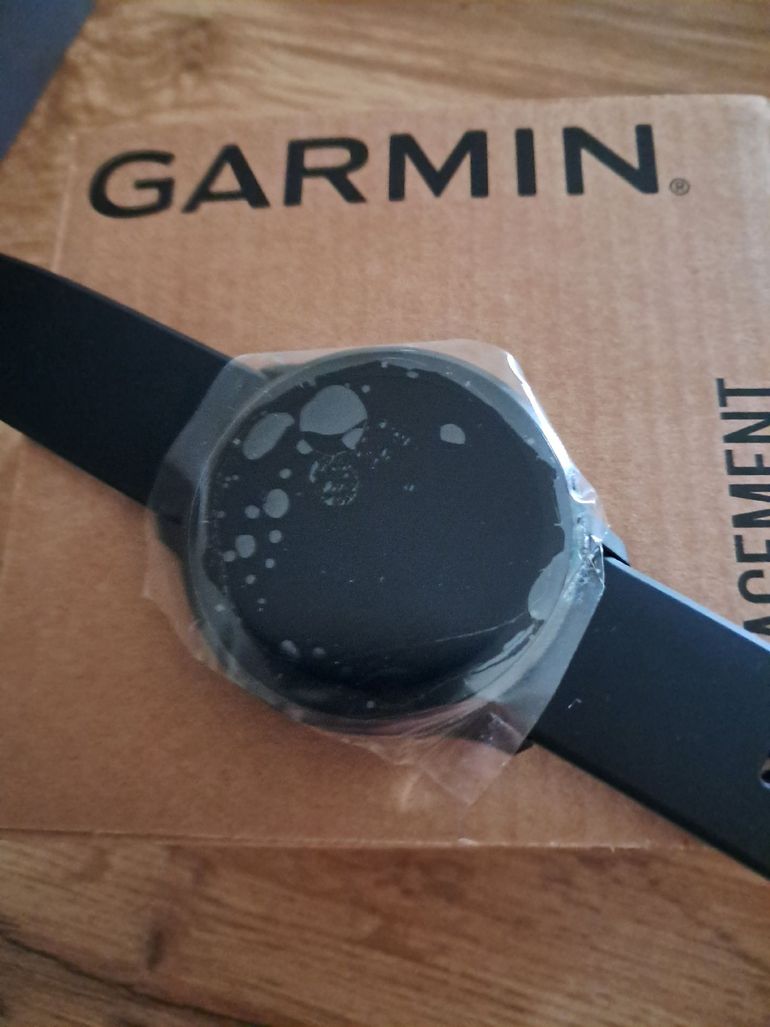 Used Garmin Venu 3 GPS Smartwatch 2026 bike — image 2 of 3