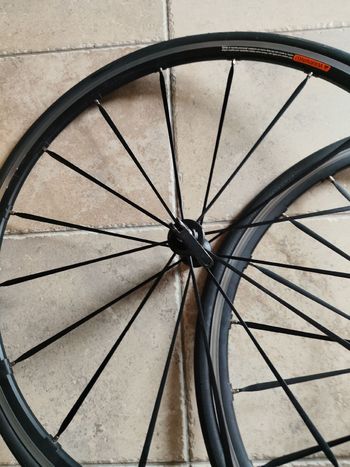 Used Fulcrum Racing 1 Wheelset bike — image 10 of 12