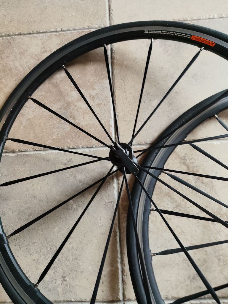 Used Fulcrum Racing 1 Wheelset bike — image 10 of 12