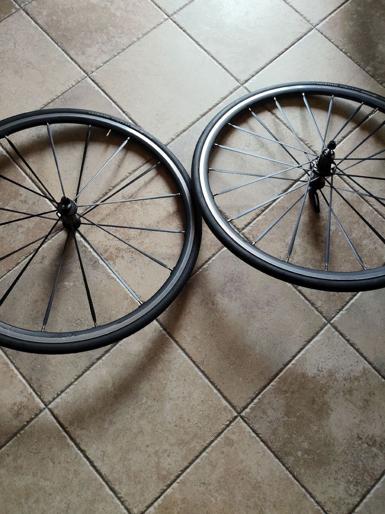 Used Fulcrum Racing 1 Wheelset bike — image 1 of 12