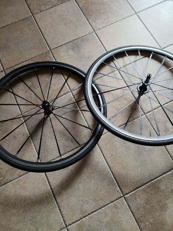 Used Fulcrum Racing 1 Wheelset bike — image 9 of 12