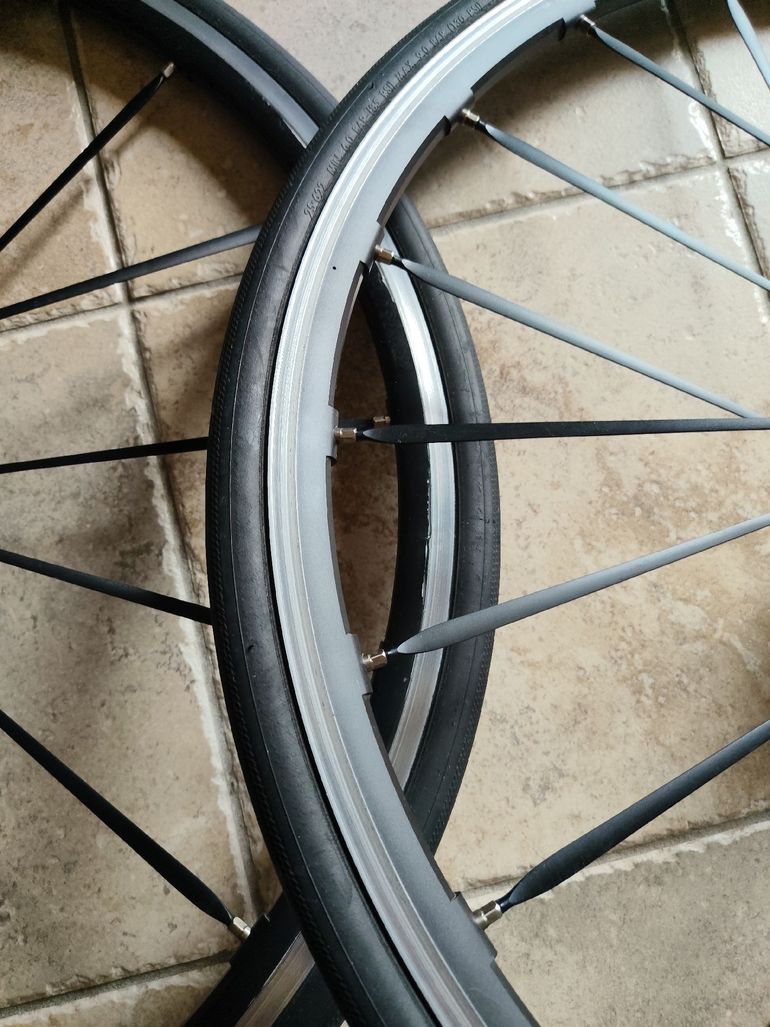 Used Fulcrum Racing 1 Wheelset bike — image 8 of 12