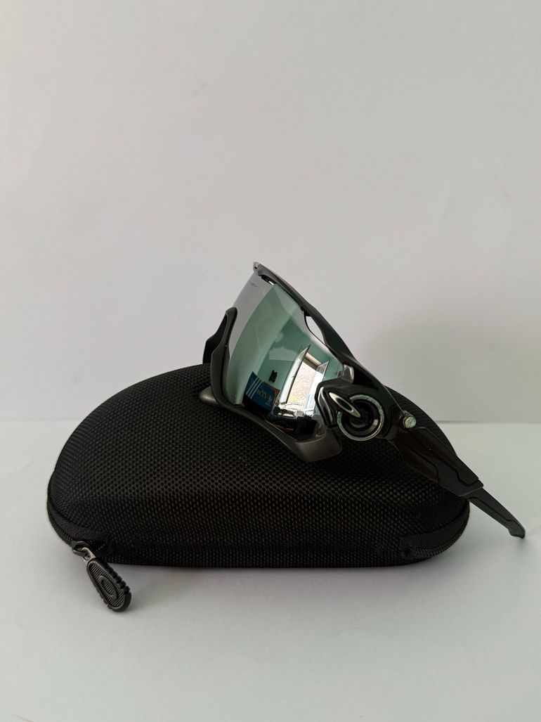 Used Oakley Jawbreaker Prizm Black bike — image 9 of 12