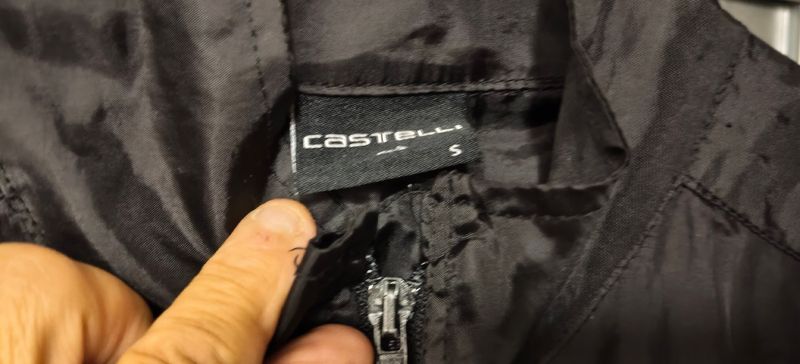 Used Castelli Mantellina bike — image 1 of 4