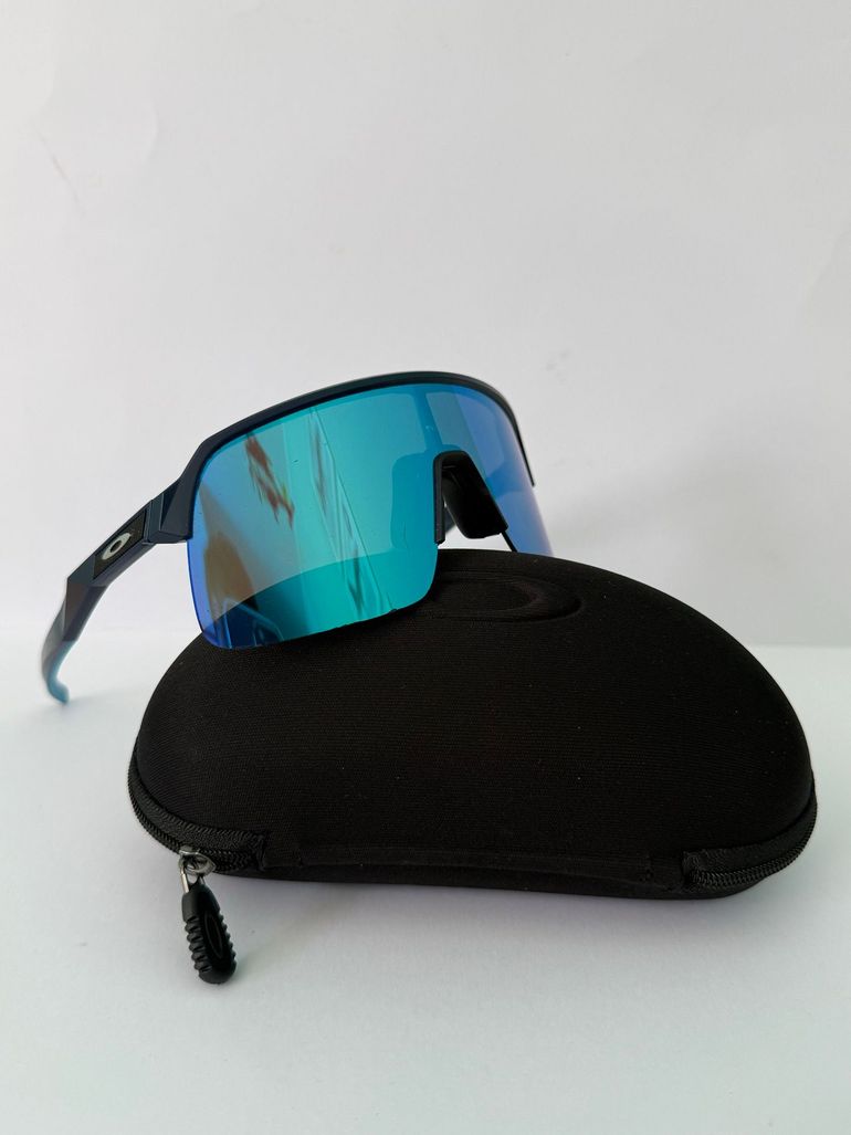 Used Oakley Sutro Lite Prizm Sapphire bike — image 2 of 9