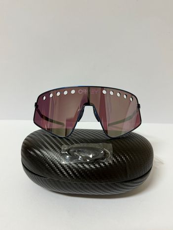 Used Oakley Sutro Ti Sweep Prizm Road Black bike — image 2 of 10