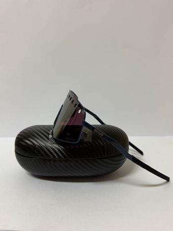 Used Oakley Sutro Ti Sweep Prizm Road Black bike — image 7 of 10
