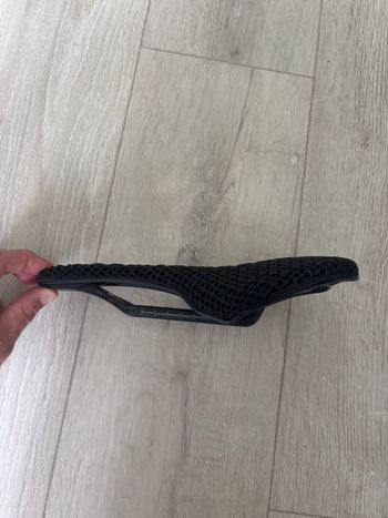 Used Selle Italia SLR Boost 3D Superflow Kit Carbonio Sattel 2025 bike — image 2 of 4