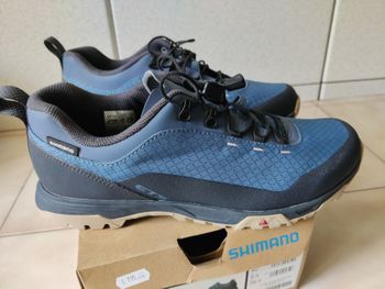 Used Shimano MTB Flat Shoes 2026 bike — image 4 of 9