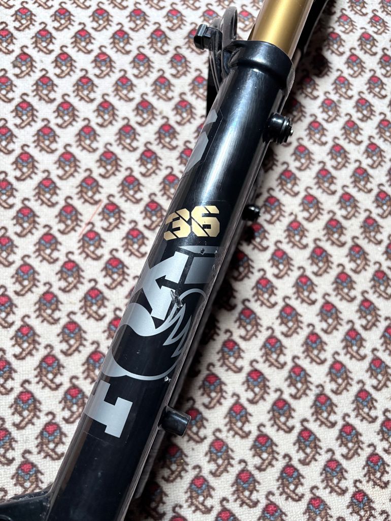 Used Fox 36 Factory 29 150 Grip 2 2021 bike — image 2 of 7