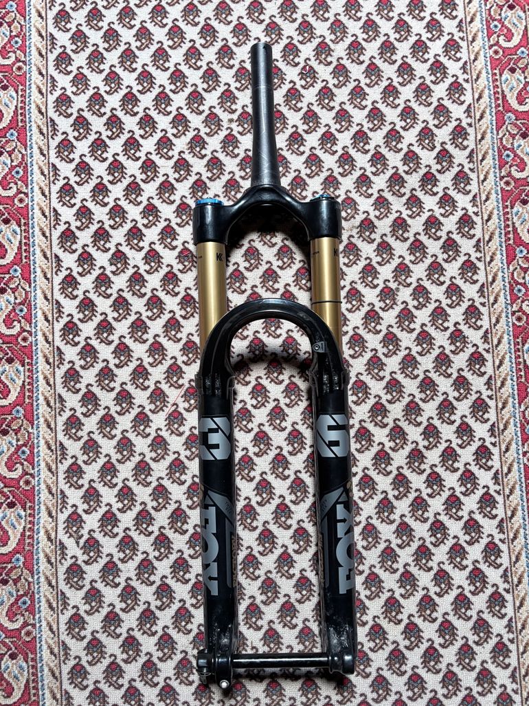 Used Fox 36 Factory 29 150 Grip 2 2021 bike — image 1 of 7