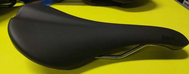 Used Cannondale Fabric Scoop Radius bike — image 6 of 8