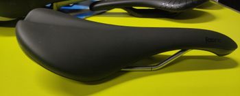 Used Cannondale Fabric Scoop Radius bike — image 2 of 8