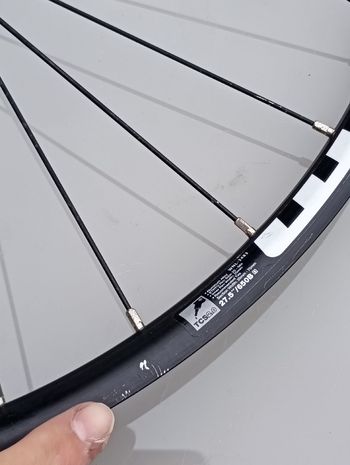 Used Wtb 27,5"-boost Wheelset bike — image 9 of 13