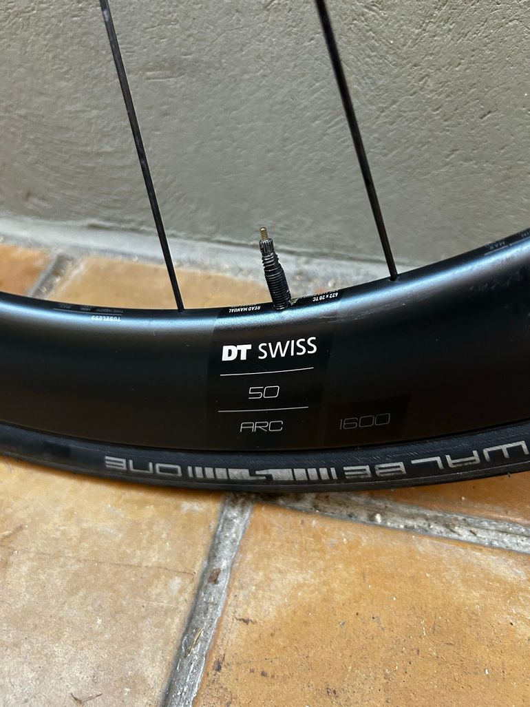 Used Dt Swiss Arc 1600 Dicut 2024 bike — image 14 of 15