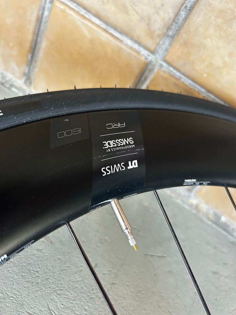 Used Dt Swiss Arc 1600 Dicut 2024 bike — image 10 of 15