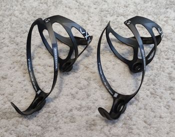 Used Bontrager XXX Carbon Bottle Cages, 2 pieces bike