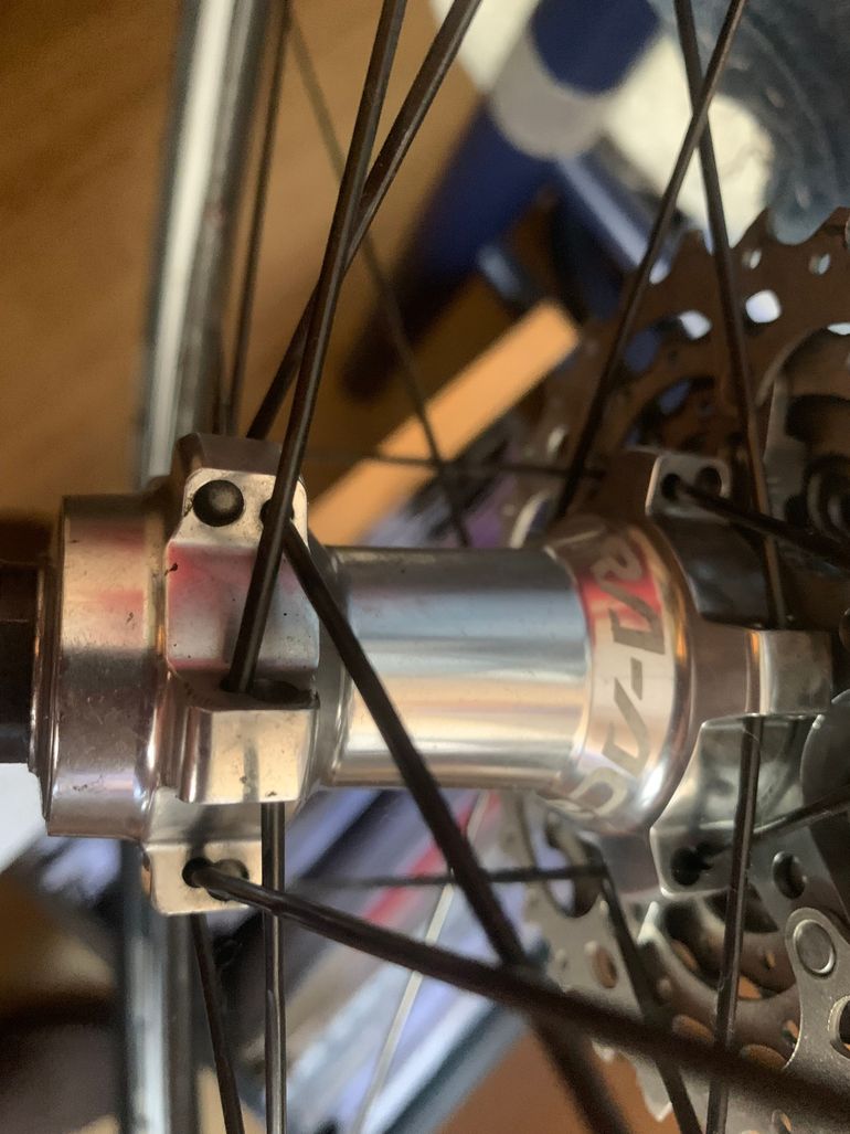 Used Shimano Dura-Ace c50 zapatas bike — image 4 of 5