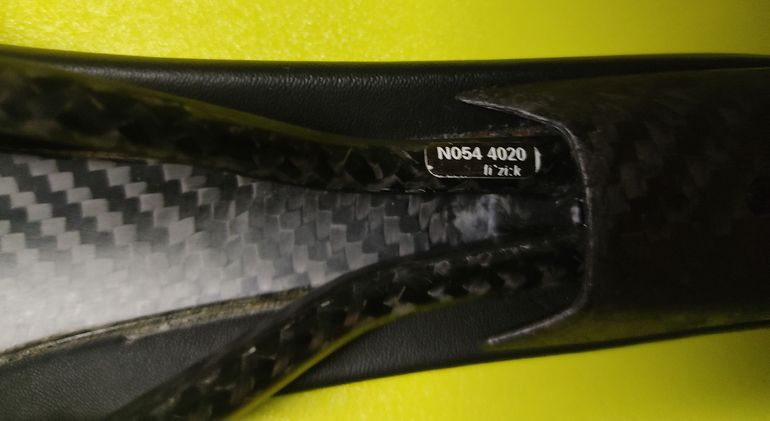 Used Fizik Tundra 00 Wingflex Preto bike — image 8 of 11
