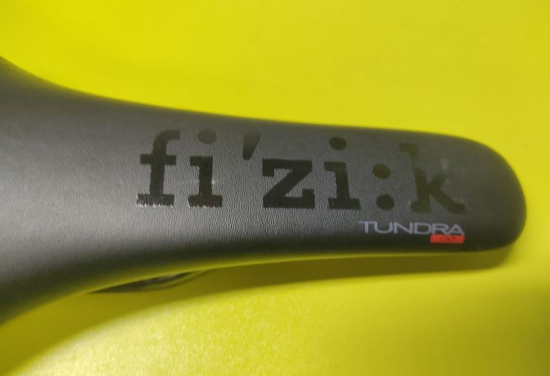 Used Fizik Tundra 00 Wingflex Preto bike — image 3 of 11