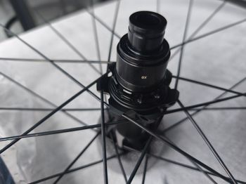 Used Dt Swiss EX 1700 SPLINE 29 - 30 mm IS 12/148 mm Shimano bike — image 3 of 5
