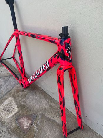 Used Specialized Crux Frameset 2021 bike — image 4 of 10
