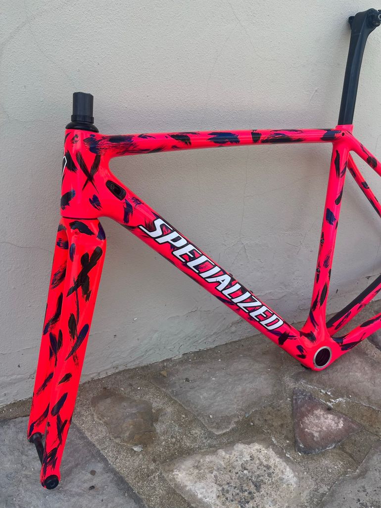 Used Specialized Crux Frameset 2021 bike — image 7 of 10