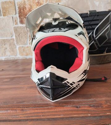Gebrauchtes Flybikes https://www.vinted.it/items/8830713350-casco-da-motocross-fly-racing-default Cycling Accessories