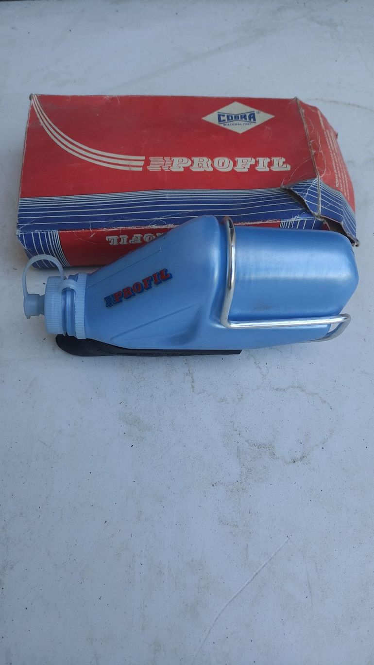 Used Cobra PROFIL Bottle Cage and Bottle bike — image 1 of 4