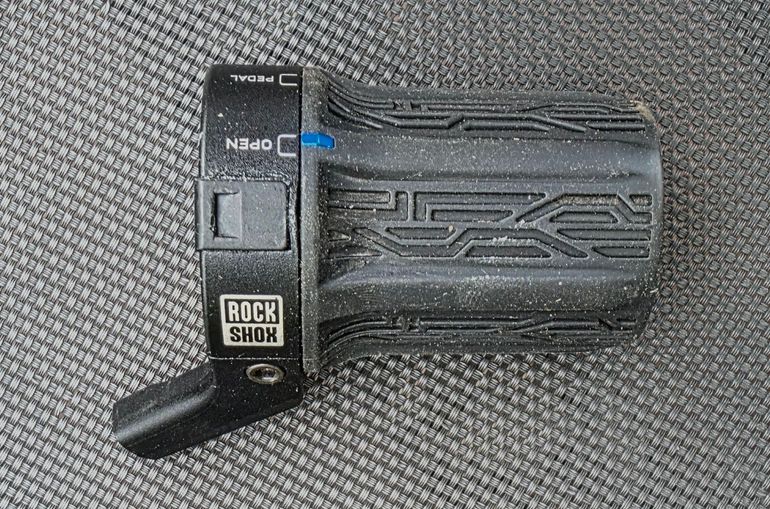 Used RockShox TwistLoc Ultimate 3P Remote Control bike — image 1 of 3