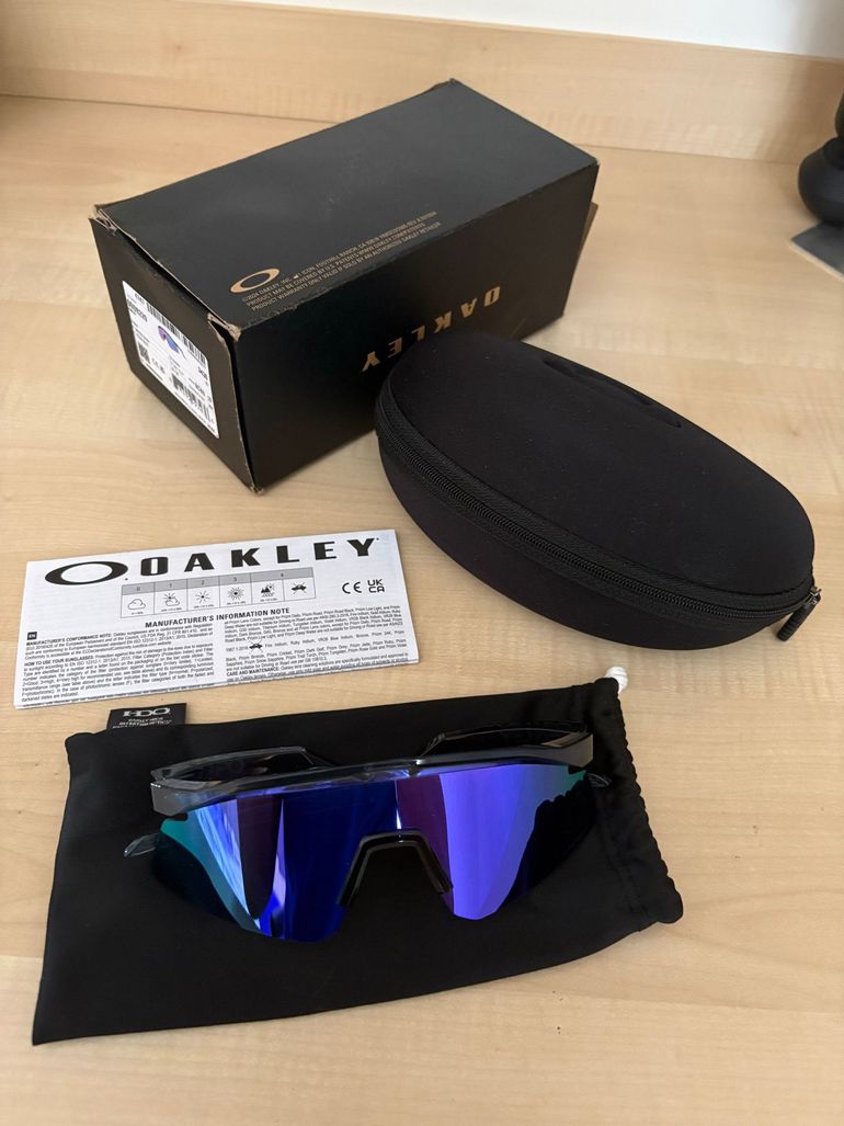 Used Oakley Hydra Prizm Violet Lenses, Crystal Black Frame 2026 bike — image 5 of 6