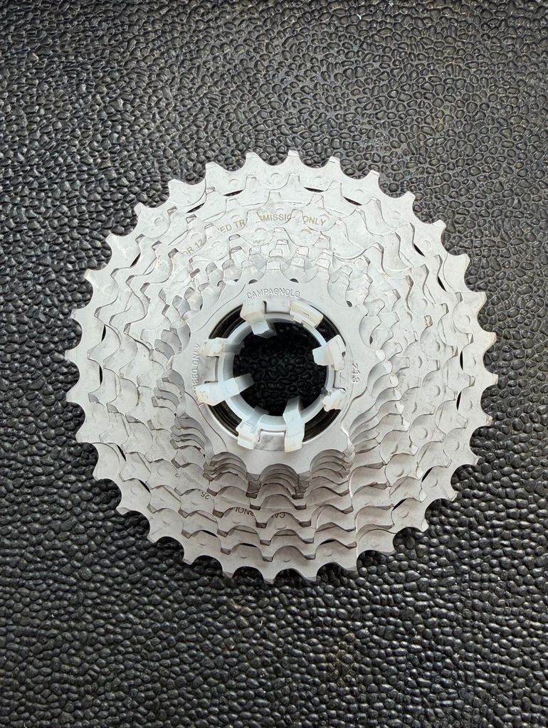 Used Campagnolo Super Record Wireless 12-speed Kassette 11-32 bike — image 2 of 6