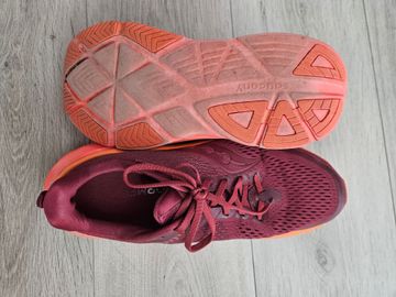 Brugt Saucony Guide 17 2025 bike — billede 3 af 4