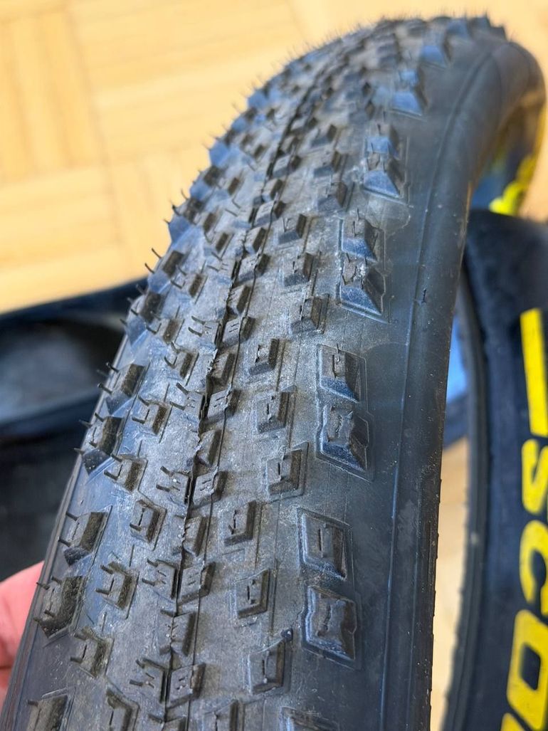 Used Pirelli Scorpion XC Prowall 2.40 2025 bike — image 2 of 3