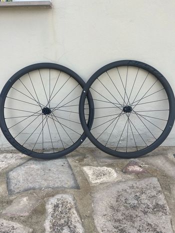 Used Dt Swiss Viarum 3.5 gravel 350 2025 bike