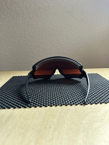 Tweedehands Oakley Wind Jacket 2.0 bike — afbeelding 2 van 4