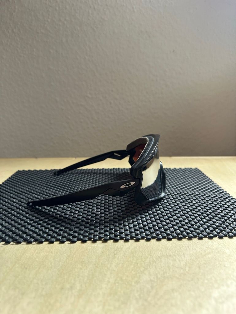 Used Oakley Wind Jacket 2.0 bike — image 3 of 4