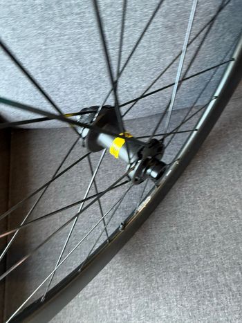 Used Mavic Cosmic SL 65 Wheelset 2026 bike — image 8 of 8