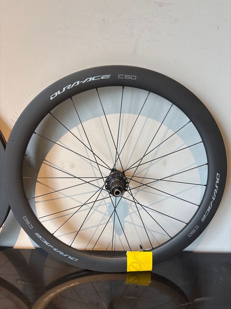 Used Shimano Ruote Dura-ace 2026 bike — image 3 of 6