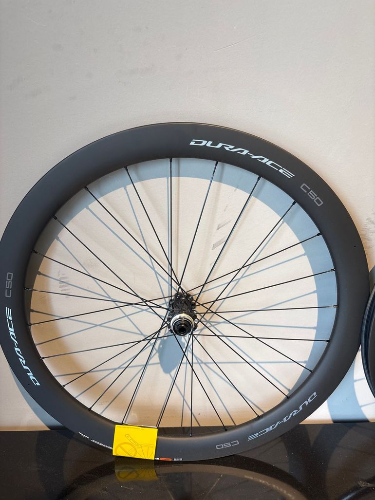 Used Shimano Ruote Dura-ace 2026 bike — image 2 of 6